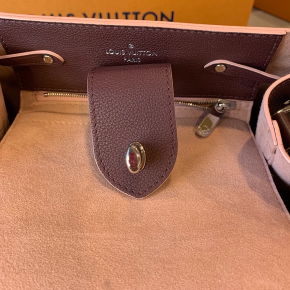 SOLD Authentic Louis Vuitton Lockme Bucket Bag - Picture 9 of 9